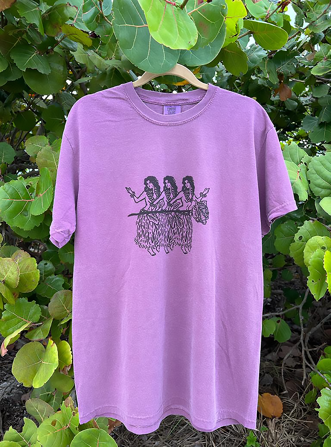 ADB Big Hula Girls Vintage Purple T-shirt